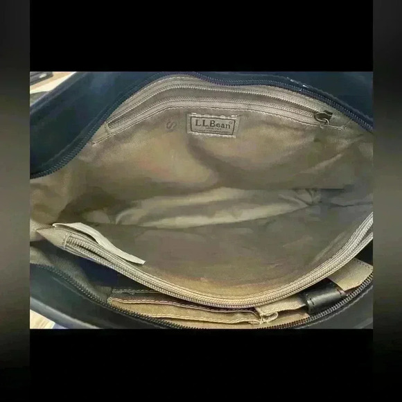 LL Bean Medium Tote/Purse 100% Wool Leather Bottom Red/Black Plaid - Picture 7 of 16